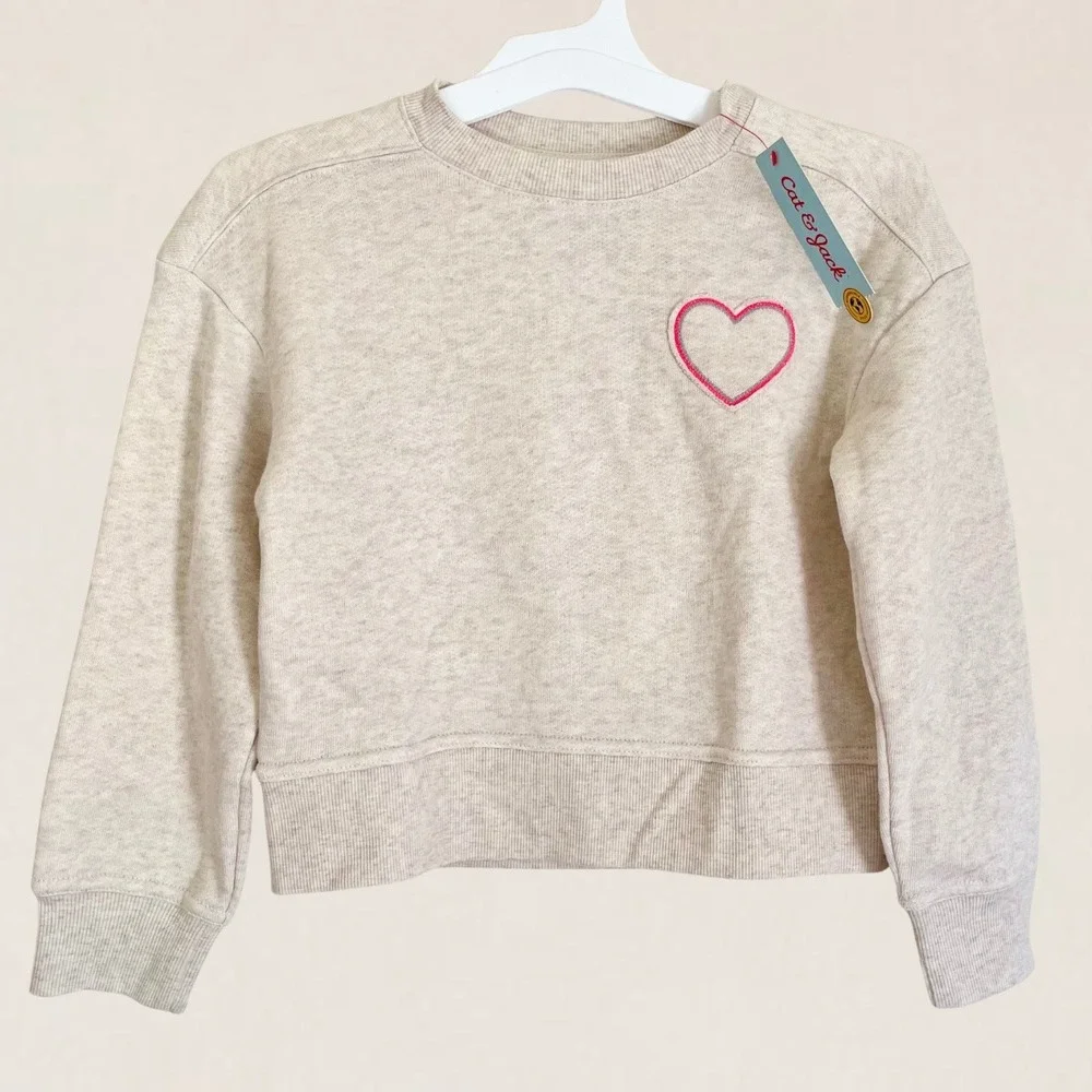 Cat & Jack Kids Oatmeal Heather Heart Embroidered‎ Pullover Sweatshirt S 6/7 NEW